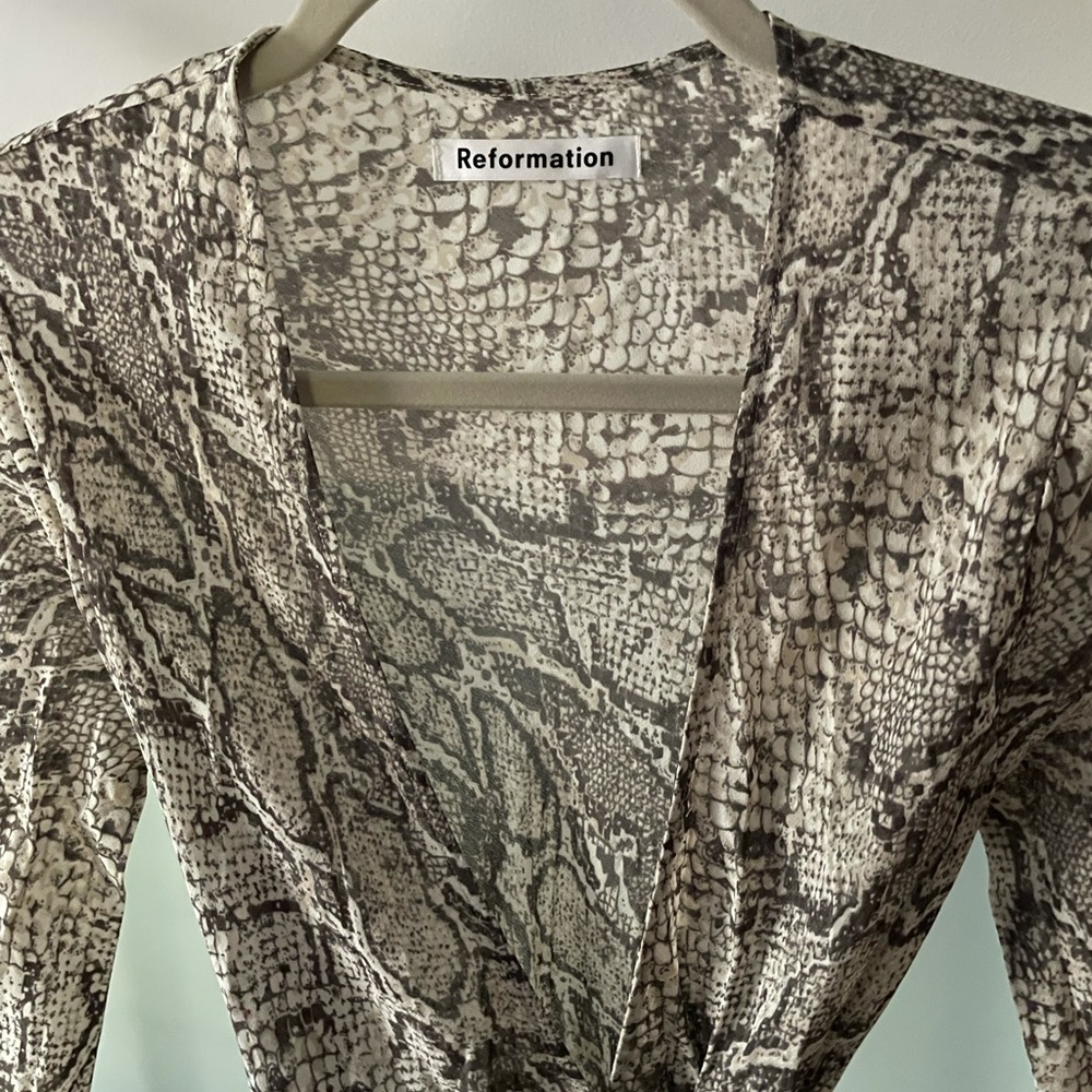 Reformation Jaz Dress in Python Print Small - Picture 7 of 10